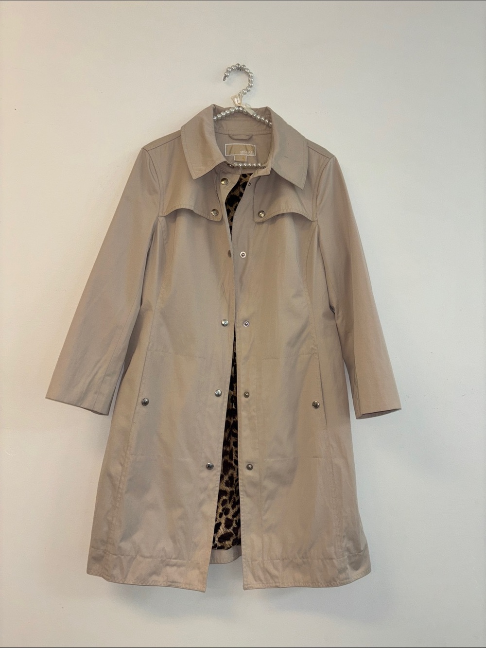 Michael Kors Beige Trench Coat Leopard Print Lining cheetah print details Sz Med